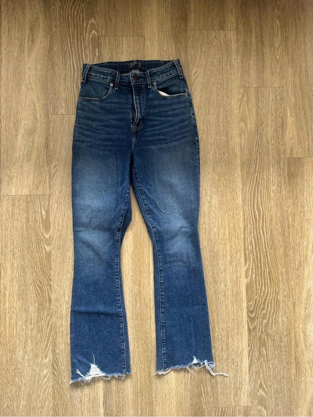 High-Rise Raw Hem Women's Jeans — Dark Blue
